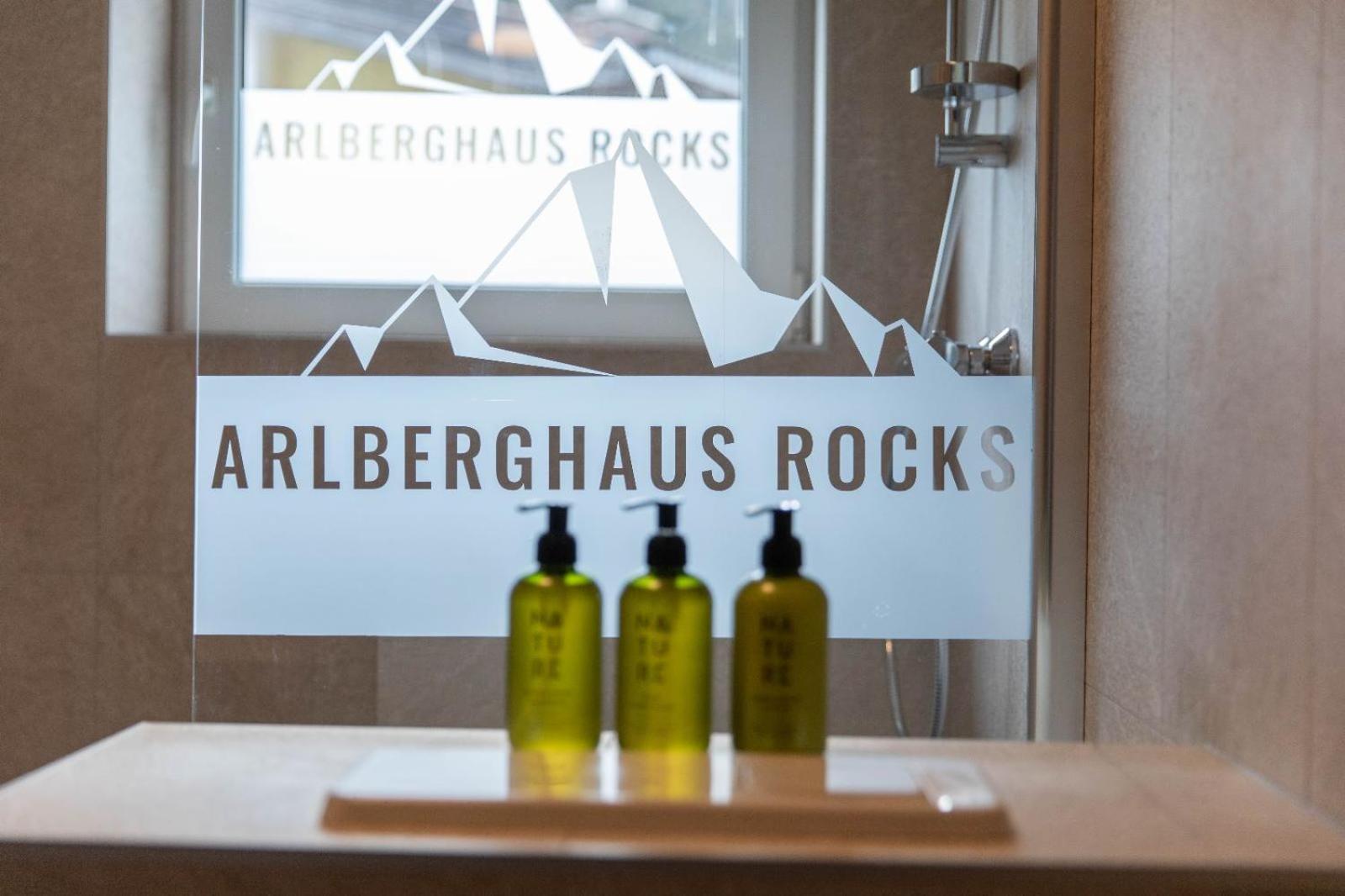 Arlberghaus Rocks Villa Флирш Екстериор снимка